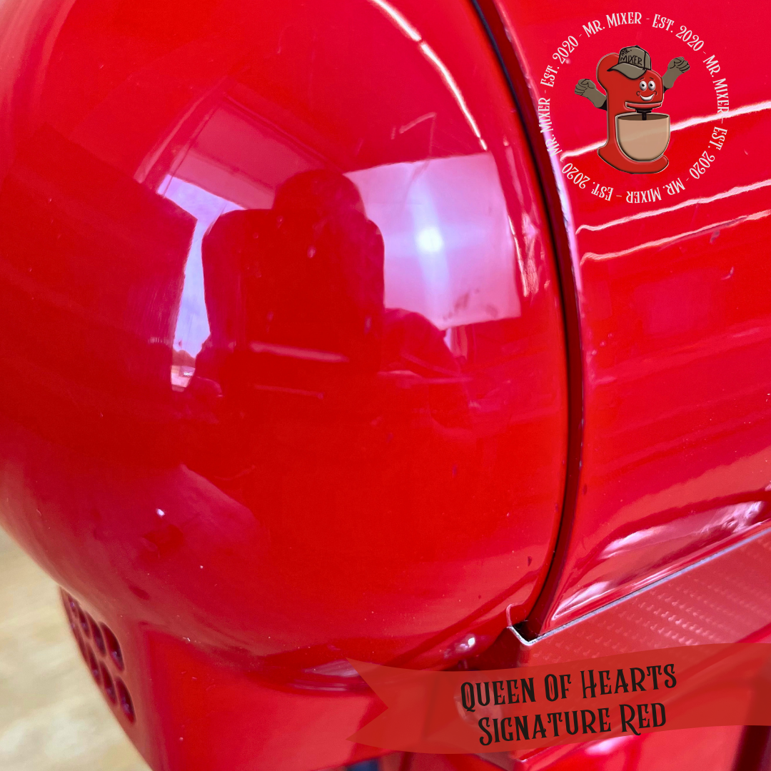 #705 Queen Of Hearts Signature Red (2).png