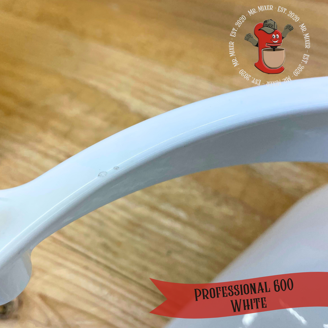 #776 Professional 600 White (1).png