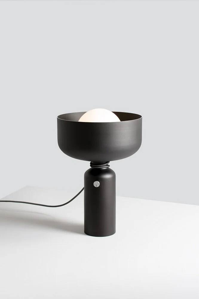 AND-SpotlightV-T-Black-4.jpg