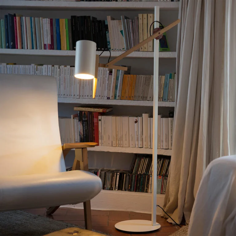 scantling-p73-white-armchair-768x768.jpg