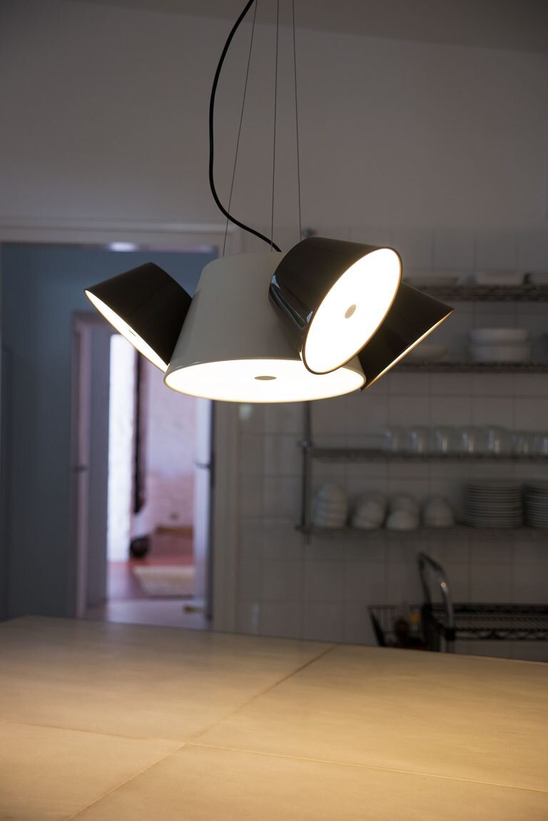 Marset-Lampara-Tam-Tam-Mini-Kitchen-768x1151.jpg