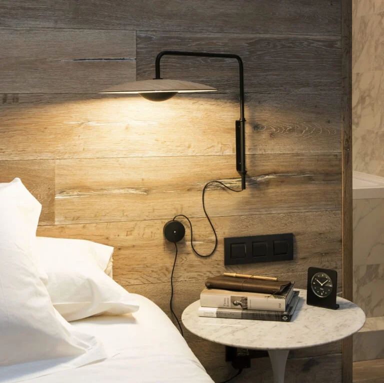 ginger-a-in-a-bedroom-768x767.jpg