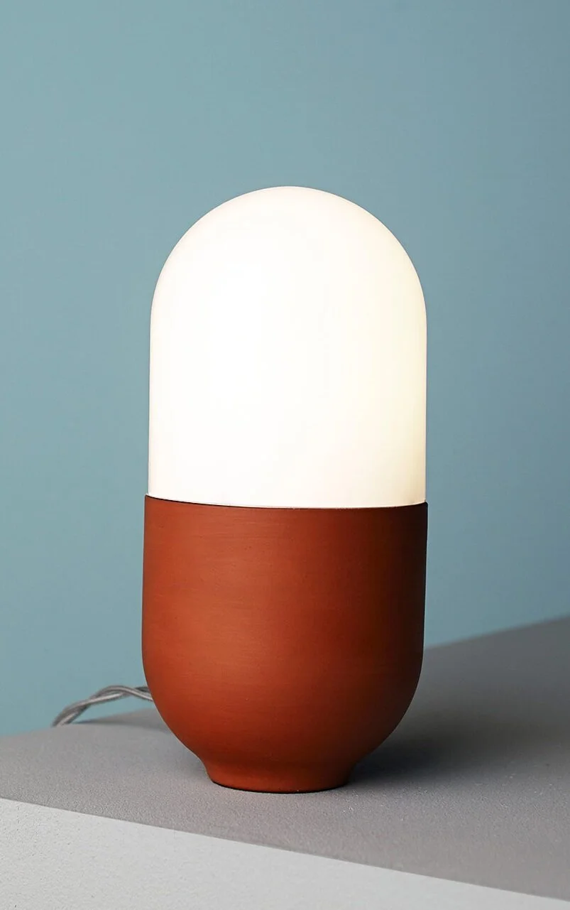 handandeye_duo-table-lamp_terracotta_small_hero.jpg