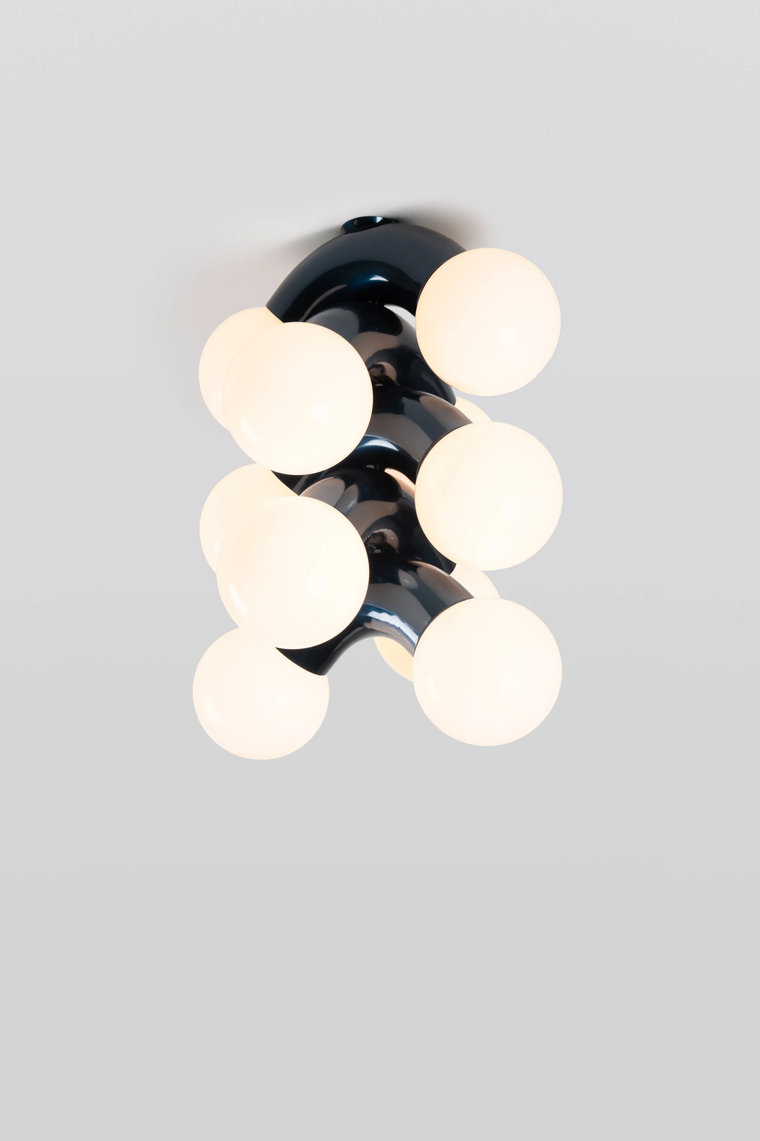 ANDlight_Vine_5_Ceiling_Midnight Chrome_CourtesyofANDlight_1.jpg