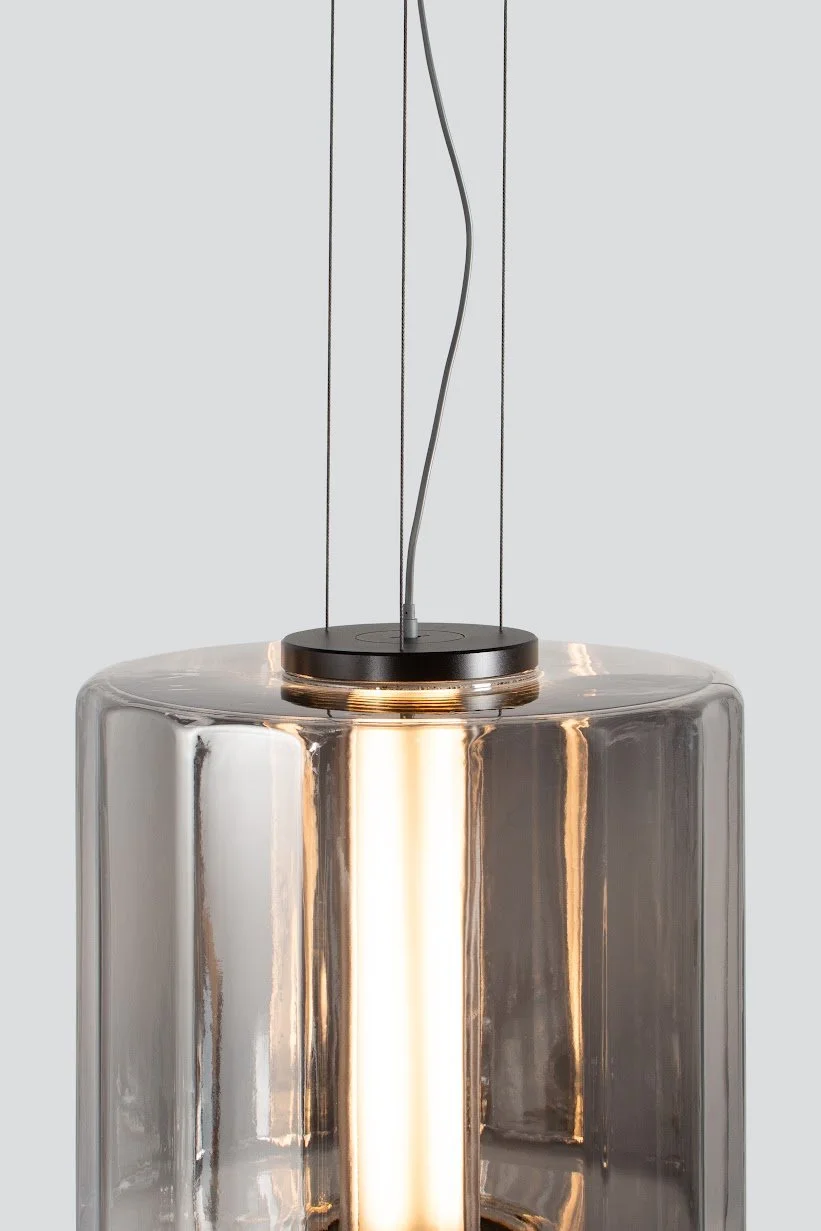 ANDlight_Column_300_Detail_Pendant_Vertical_Carbon_CourtesyofANDlight_1.jpeg