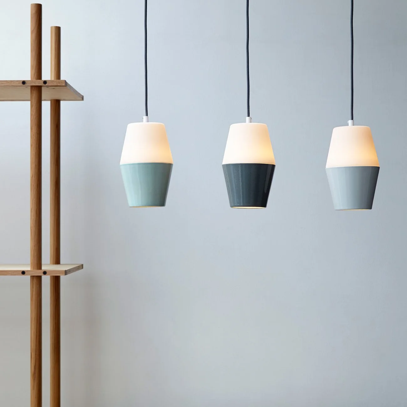 handandeye_updown-pendant_old-colourways-01-1300x1300.jpg