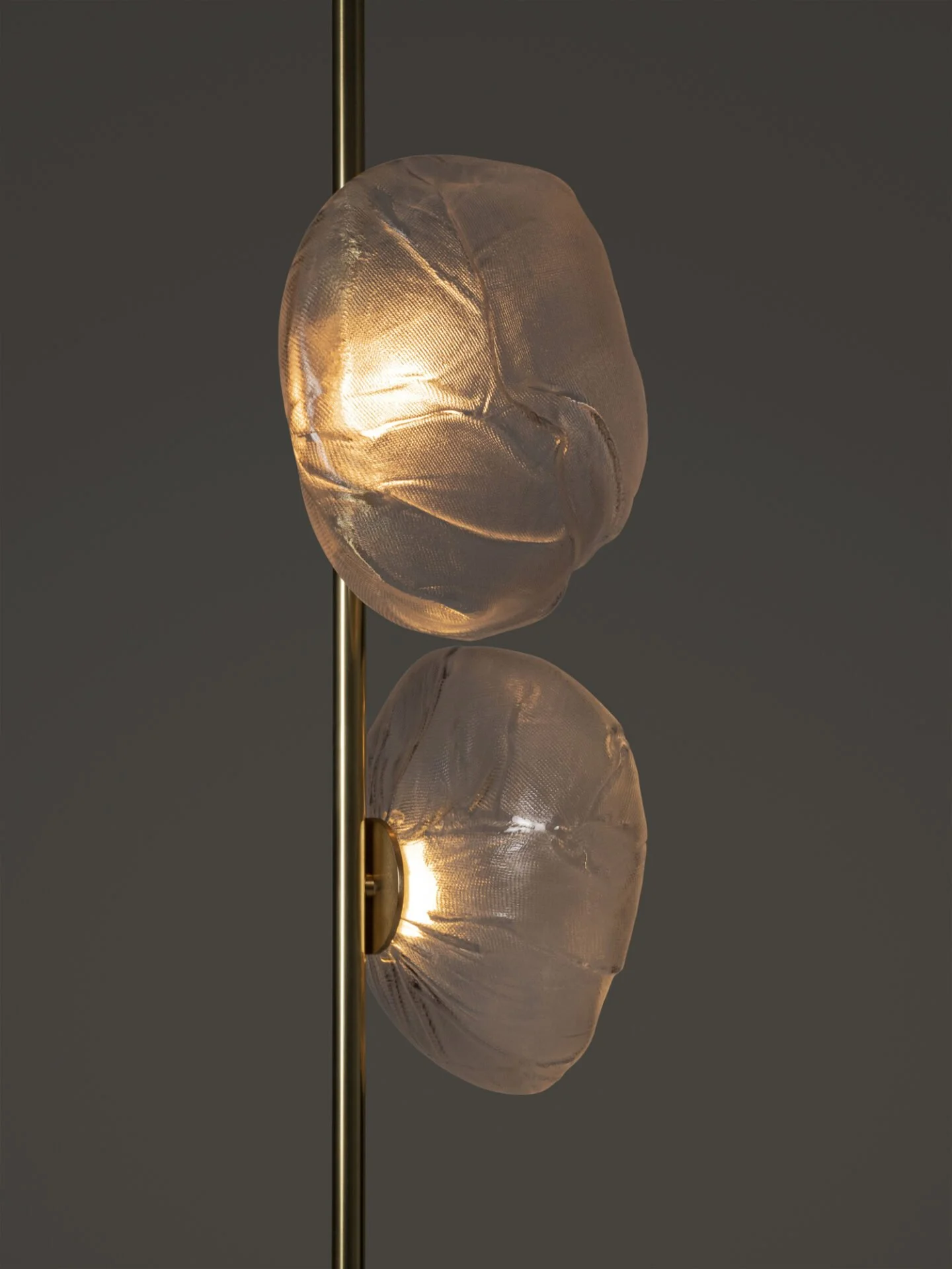 73-Column-Straight-Brass-Dark-Detail.jpg