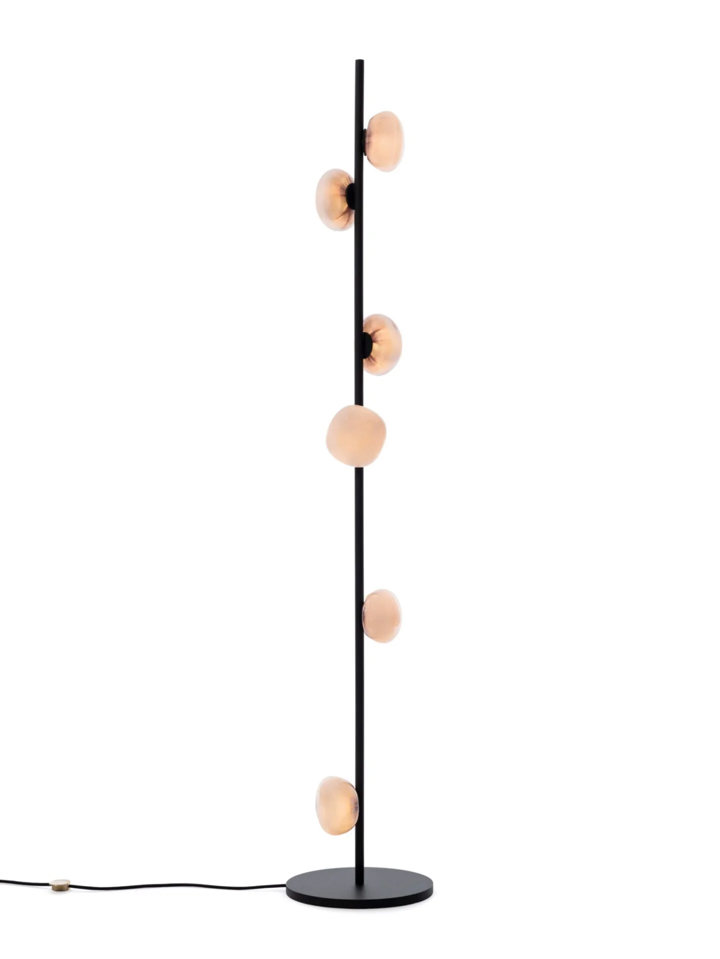 84v.6-Floor-Black-On.jpg