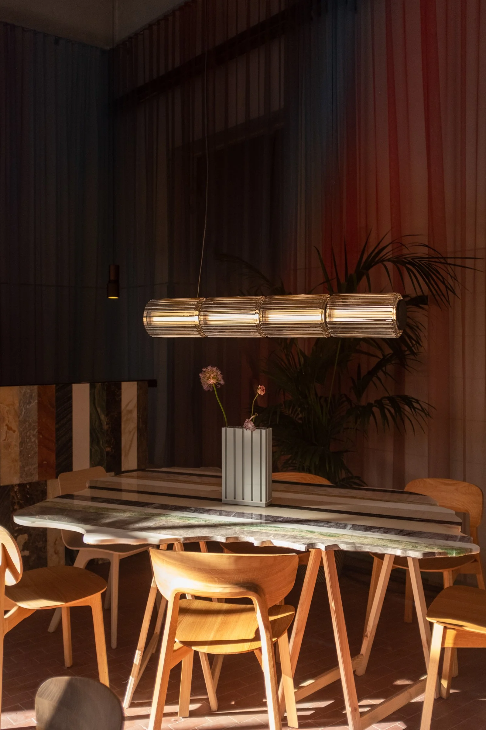 ANDlight_OffcutBar_Alcova_MDW_2022_Column_Pendant_61-WEB.jpg