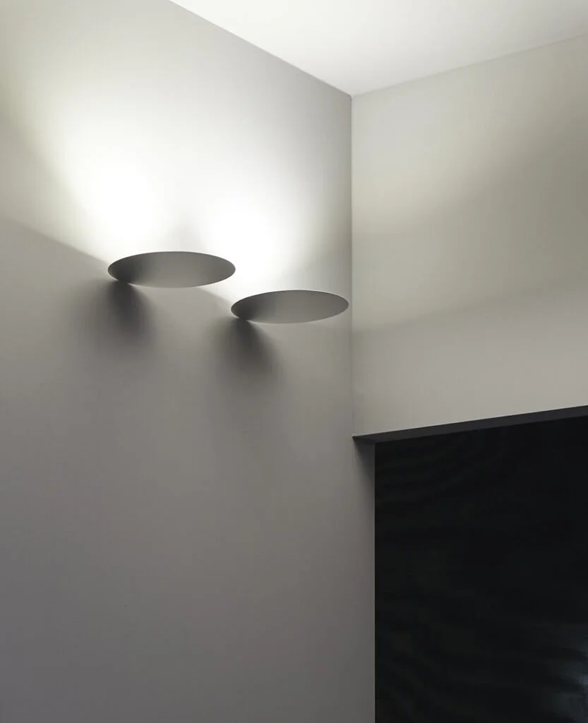 Luceplan-Millimetro-wall-02-833x1024.jpg