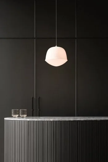 A-N-D_Contour_Pendant_CesarKitchens_PhotoCourtesyAND_1-WEB.jpg