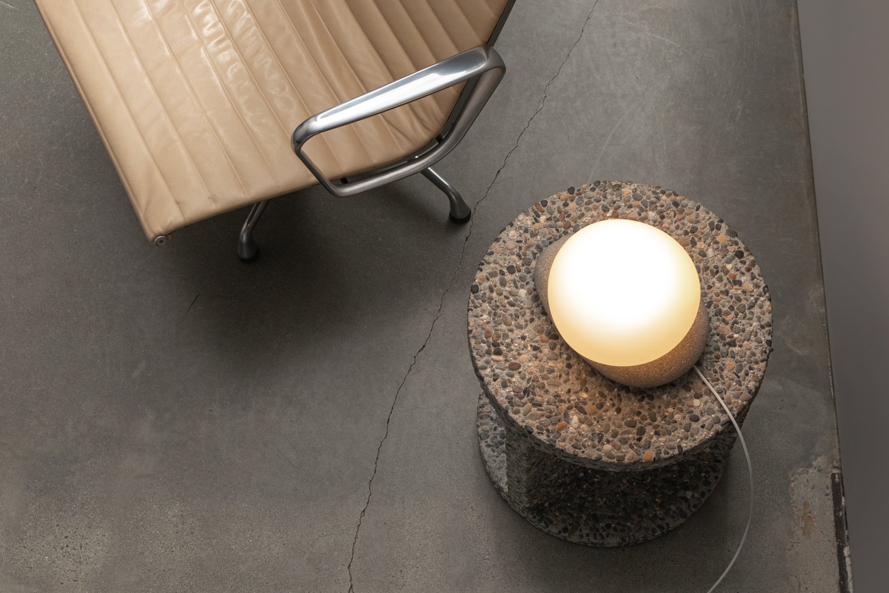A-N-D_Pebble_Table_InSitu_CourtesyofAND_8-WEB.jpg