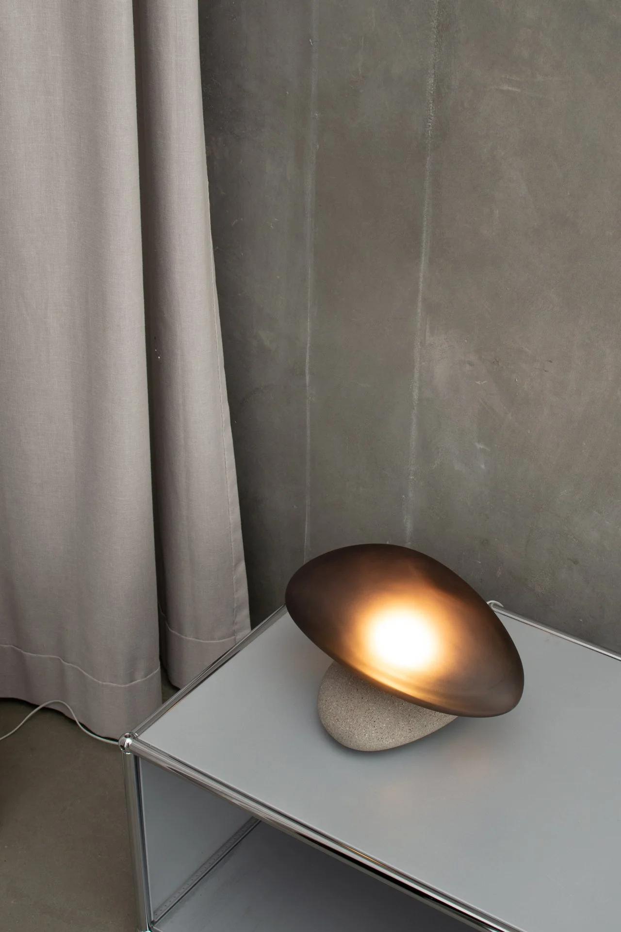 A-N-D_Pebble_Table_InSitu_CourtesyofAND_1-WEB.jpg