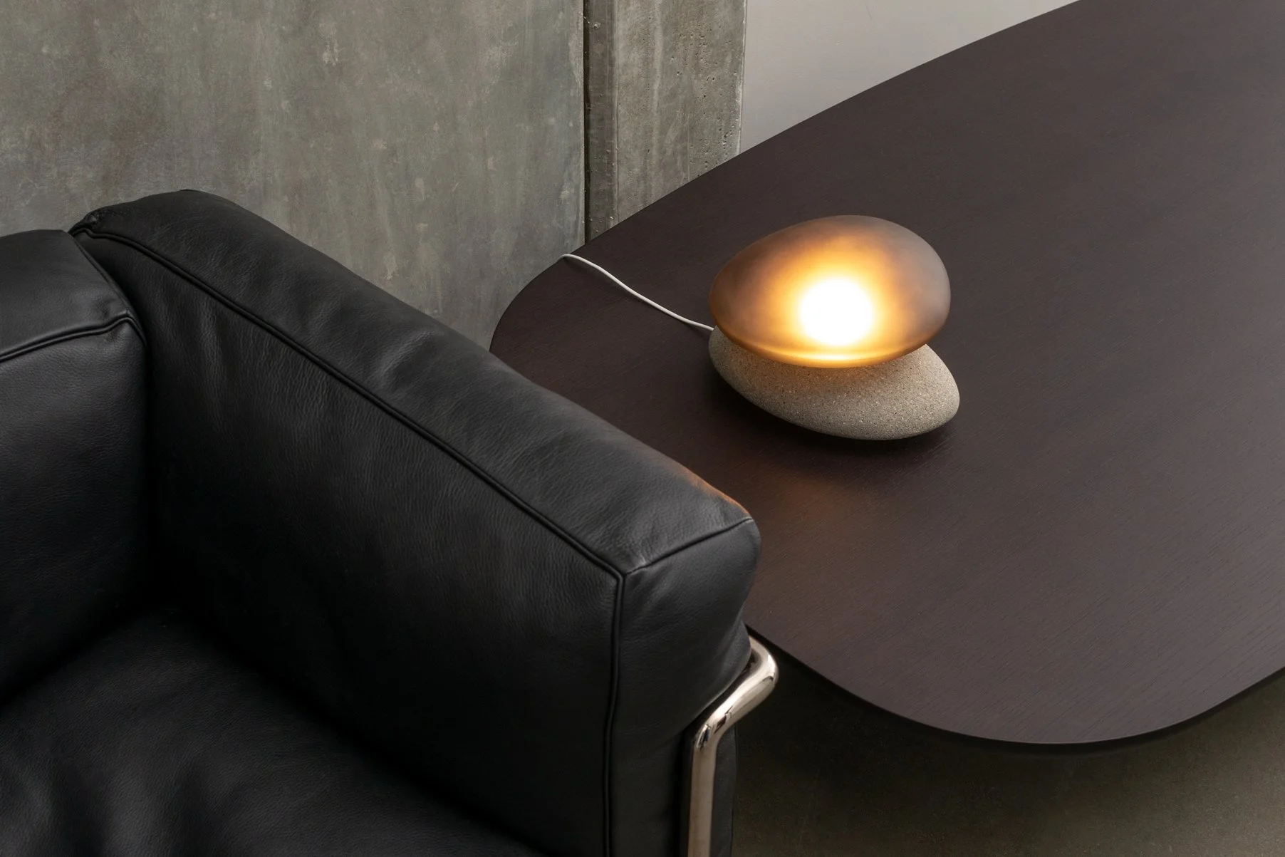 A-N-D_Pebble_Table_InSitu_CourtesyofAND_4-WEB.jpg