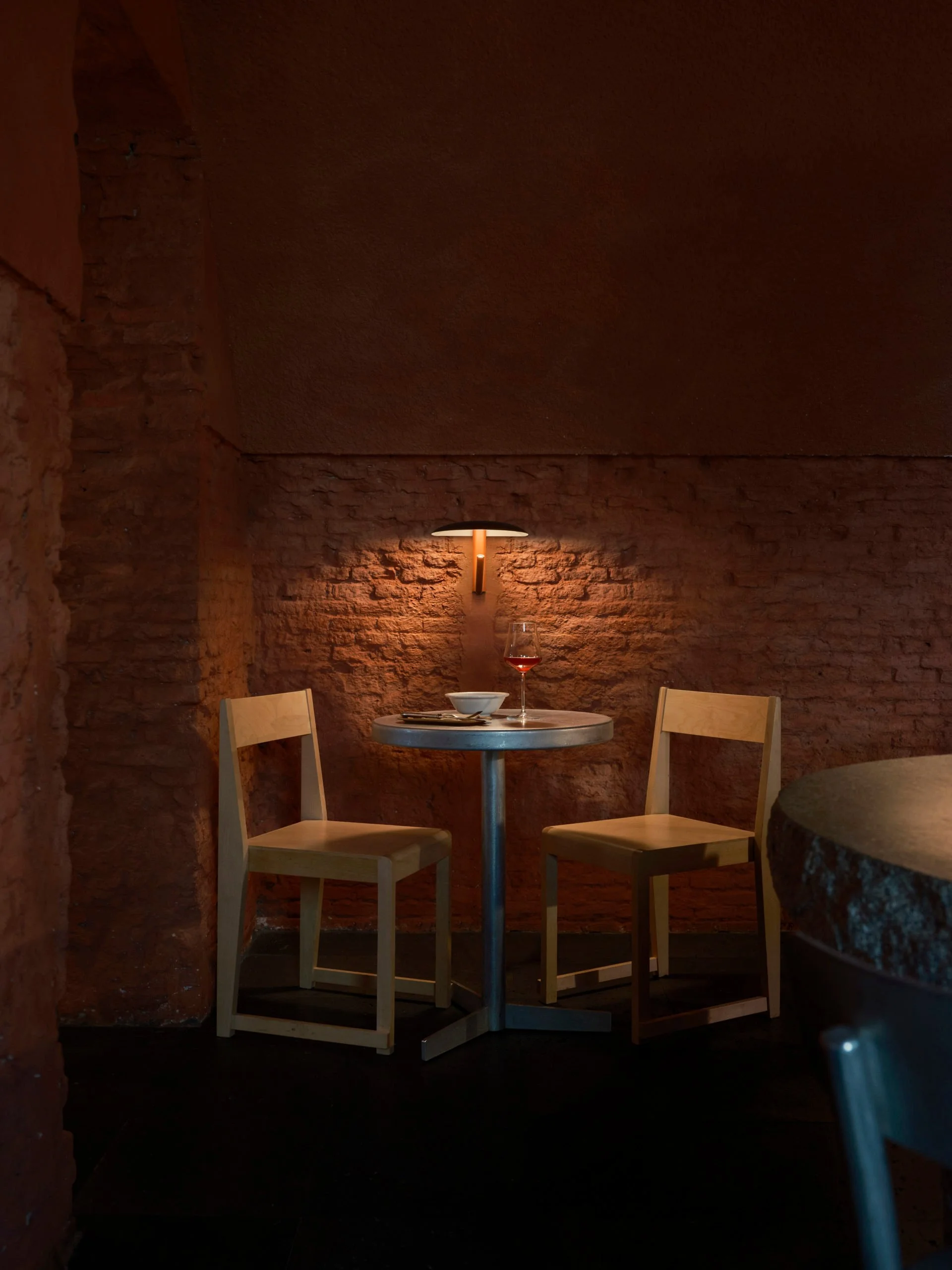 marset-lr-konoha-black-restaurant-scaled.jpg