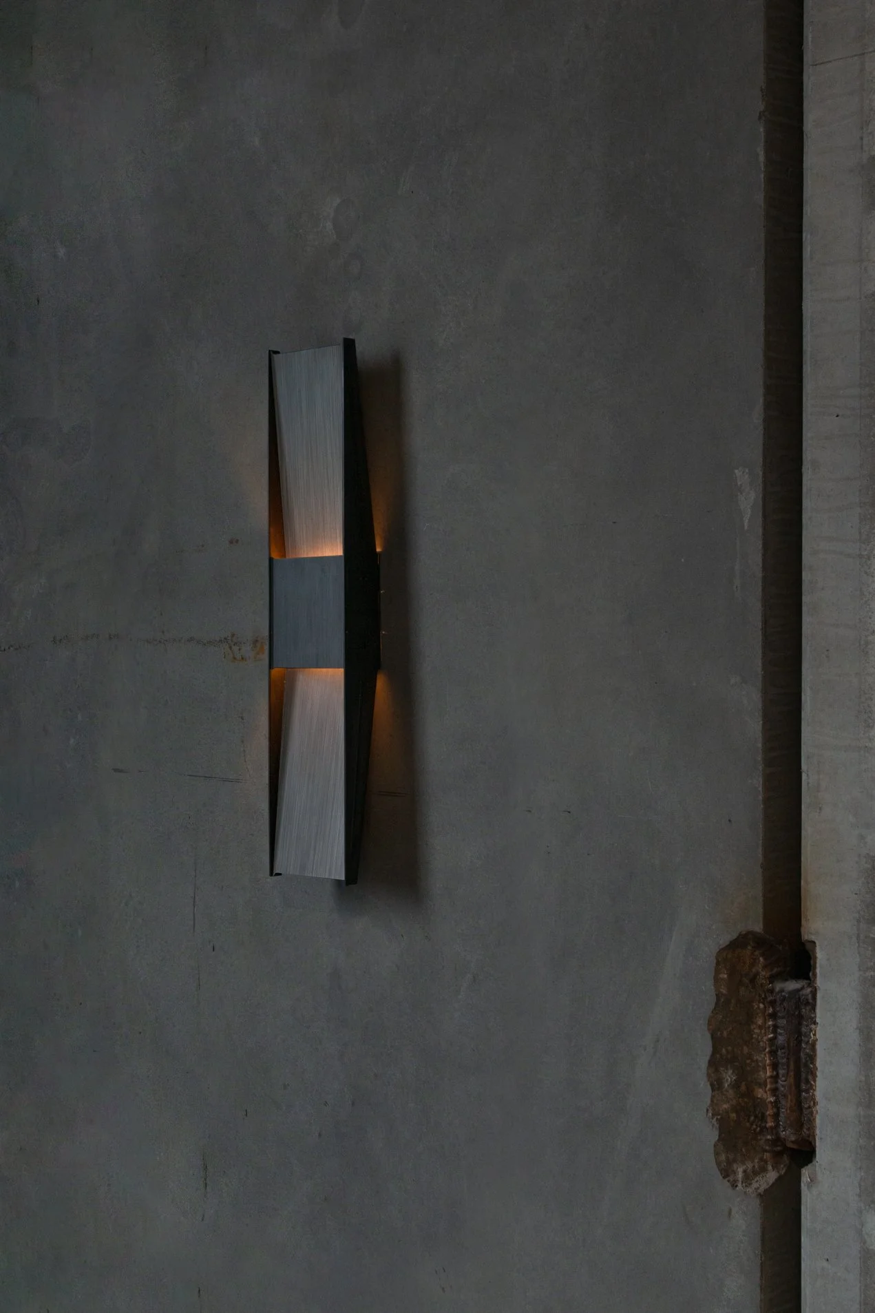 A-N-D_Vector_Ceiling Wall_InSitu_CourtesyofAND_1-WEB.jpg