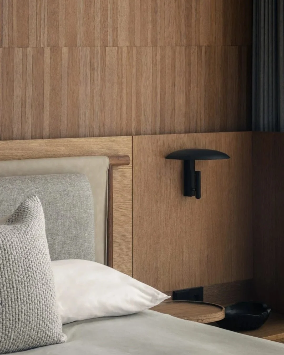 Hotel lighting, considered.

Directional, functional, and fully integrated. Bedside lighting is fundamental to the design of hotel suites worldwide &mdash; and when it&rsquo;s built into millwork, upholstery, or walls, it removes the need for tableto