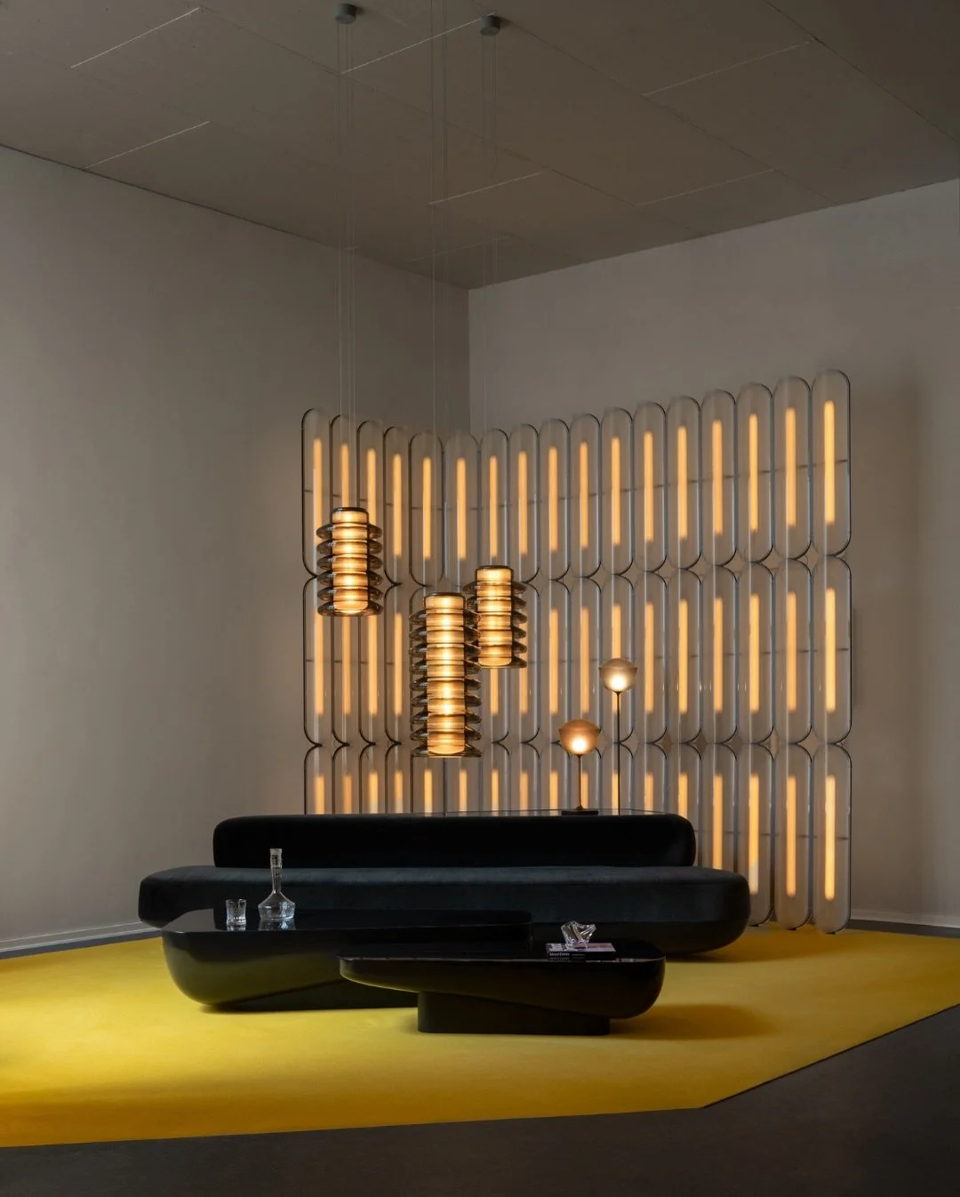 Modularity at architectural scale.

The Vale collection by @and_light is designed to move effortlessly between fixture and system. Built from a series of modular light bars, Vale can expand across a space&mdash;forming linear compositions, geometric 