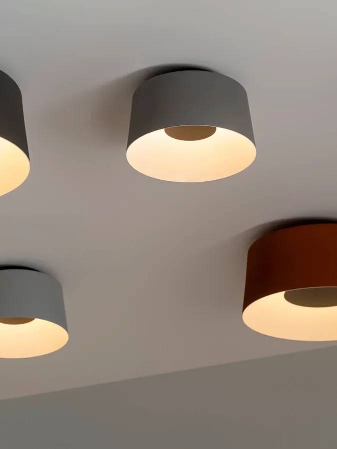 Card1_Vibia_Tube_Free_Ceiling_71ed63a54b.webp