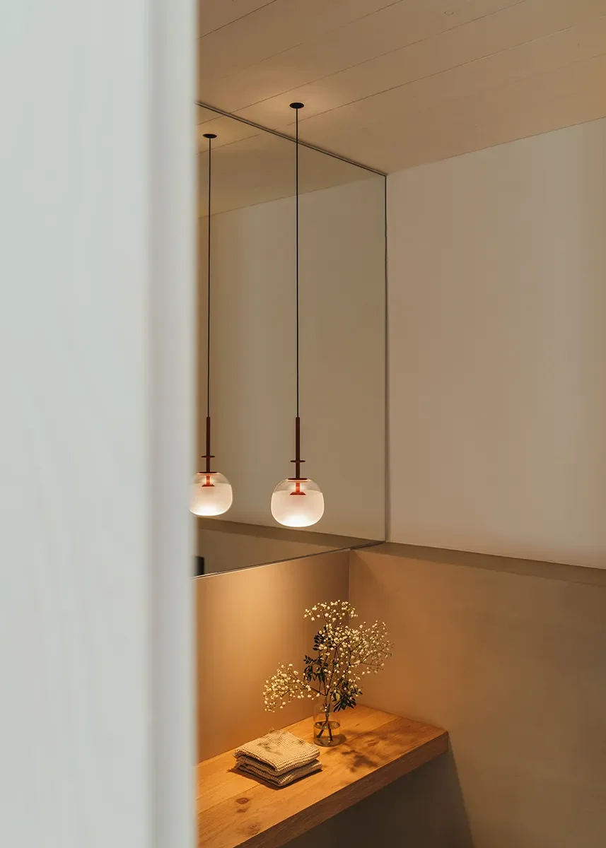 Tempo_Hanging_IG_9_f7a9b27857.webp