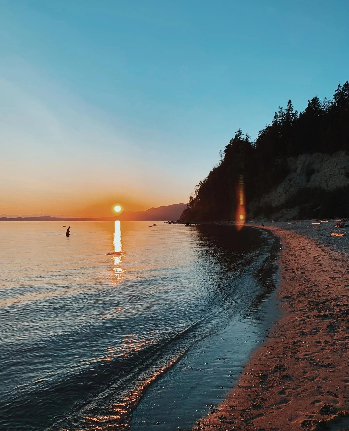 I can't believe it's almost October. ⁠⠀
2020 is close to being over and that blows my mind🤯. ⁠⠀
⁠⠀
It's been one hell of a year.  A test of true strength.  A eye awakening moment in time.  A year that will never be forgotten. ⁠⠀
⁠⠀
It almost feels s