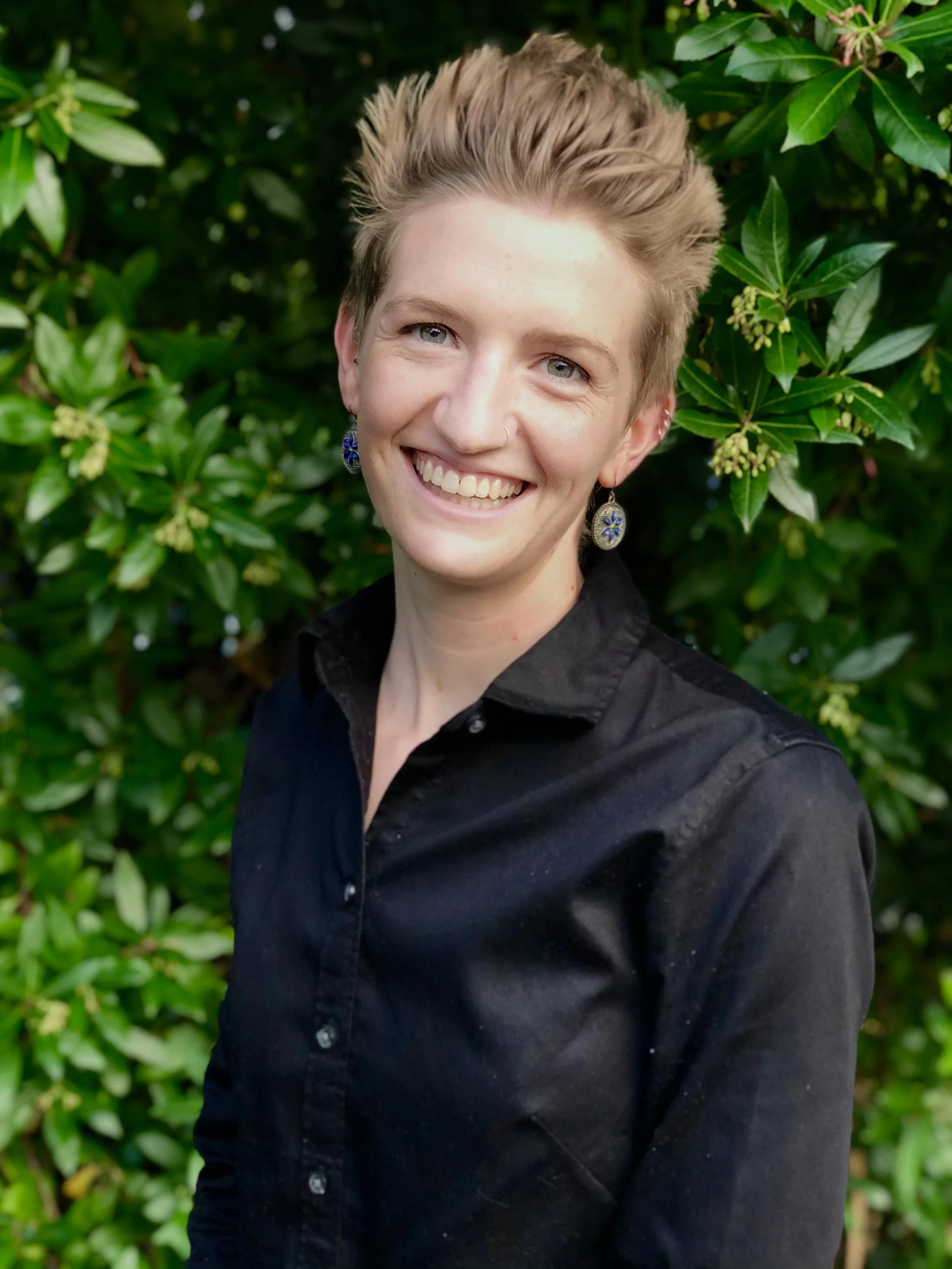 Therapist of Sequoia Teen Counseling Center specializing in care for neurodivergent teenagers