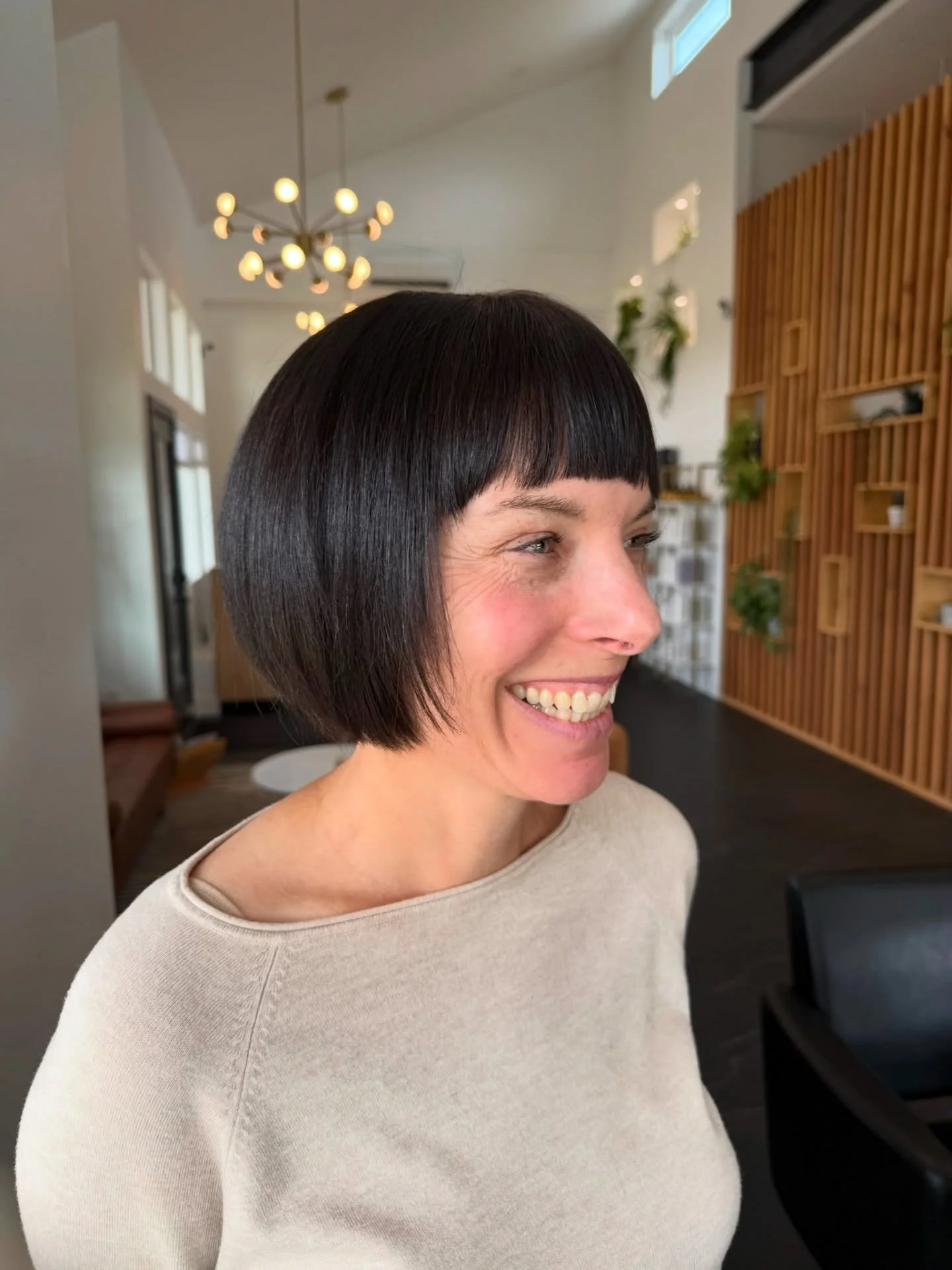 We love a blunt bob with bangs ✂️ Haircut by @jaclynd_hair 
.
.
.
Bob Haircut
Durango Colorado Hair
Durango Colorado Hairstylist
Southwest Colorado Hair
Southwest Colorado Hairstylist
Durango Colorado Salon