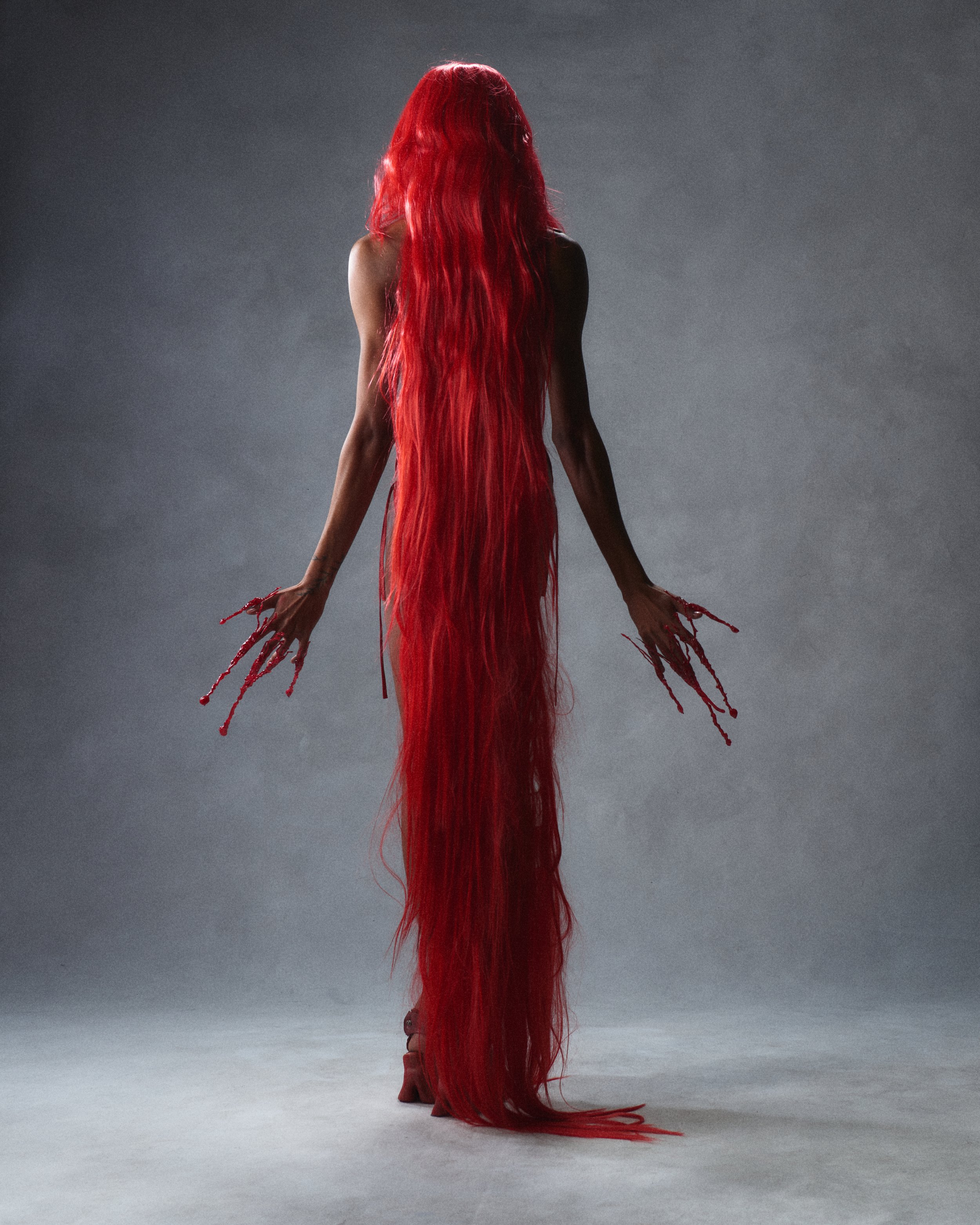 WACKIE JU 'S8S' SENSORY FASHION EXHIBITION