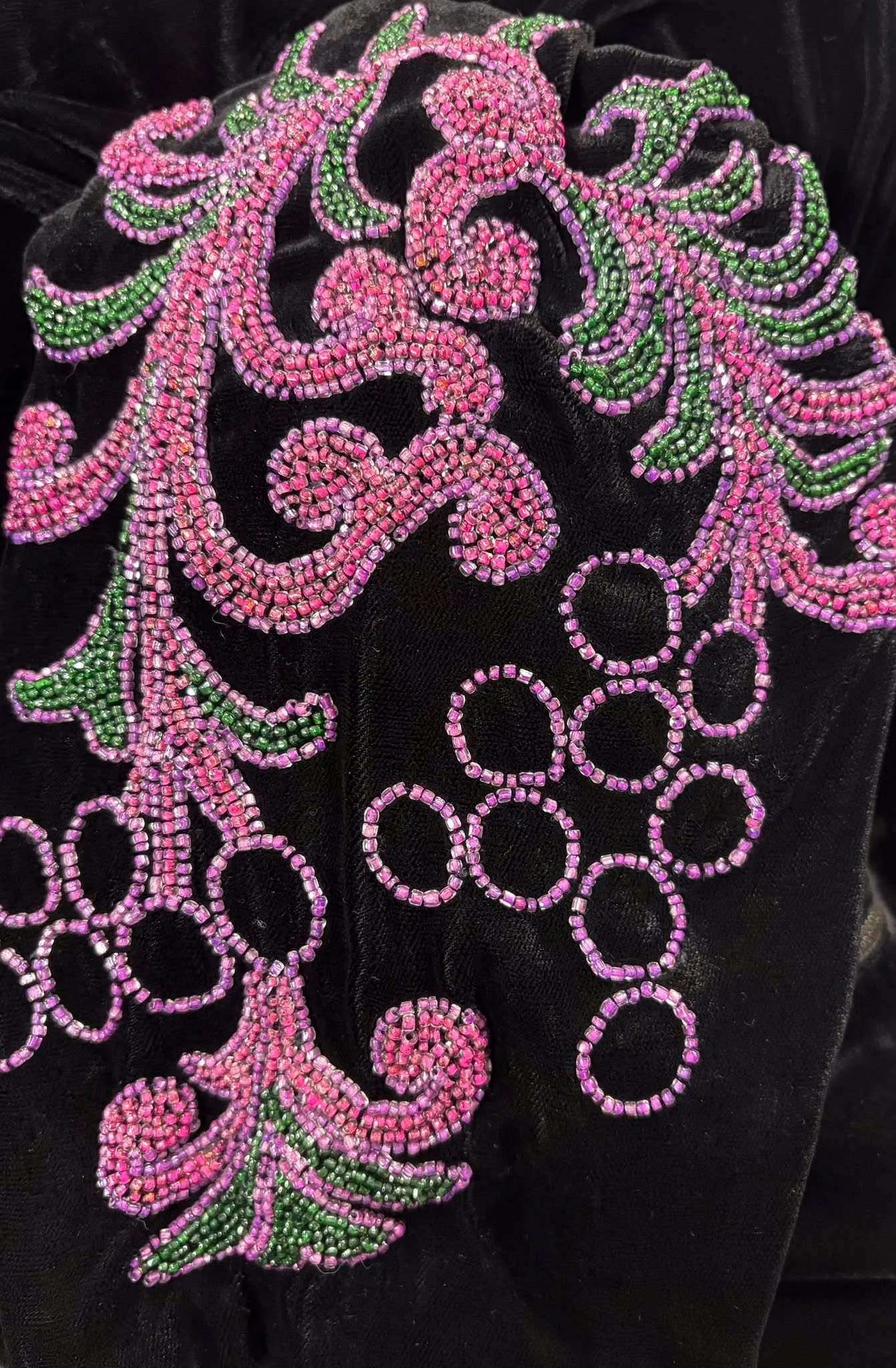 FASHION TOUR WITH RICHARD NYLON: A FOCUS ON ELABORATE FABRICS &amp; TECHNIQUES