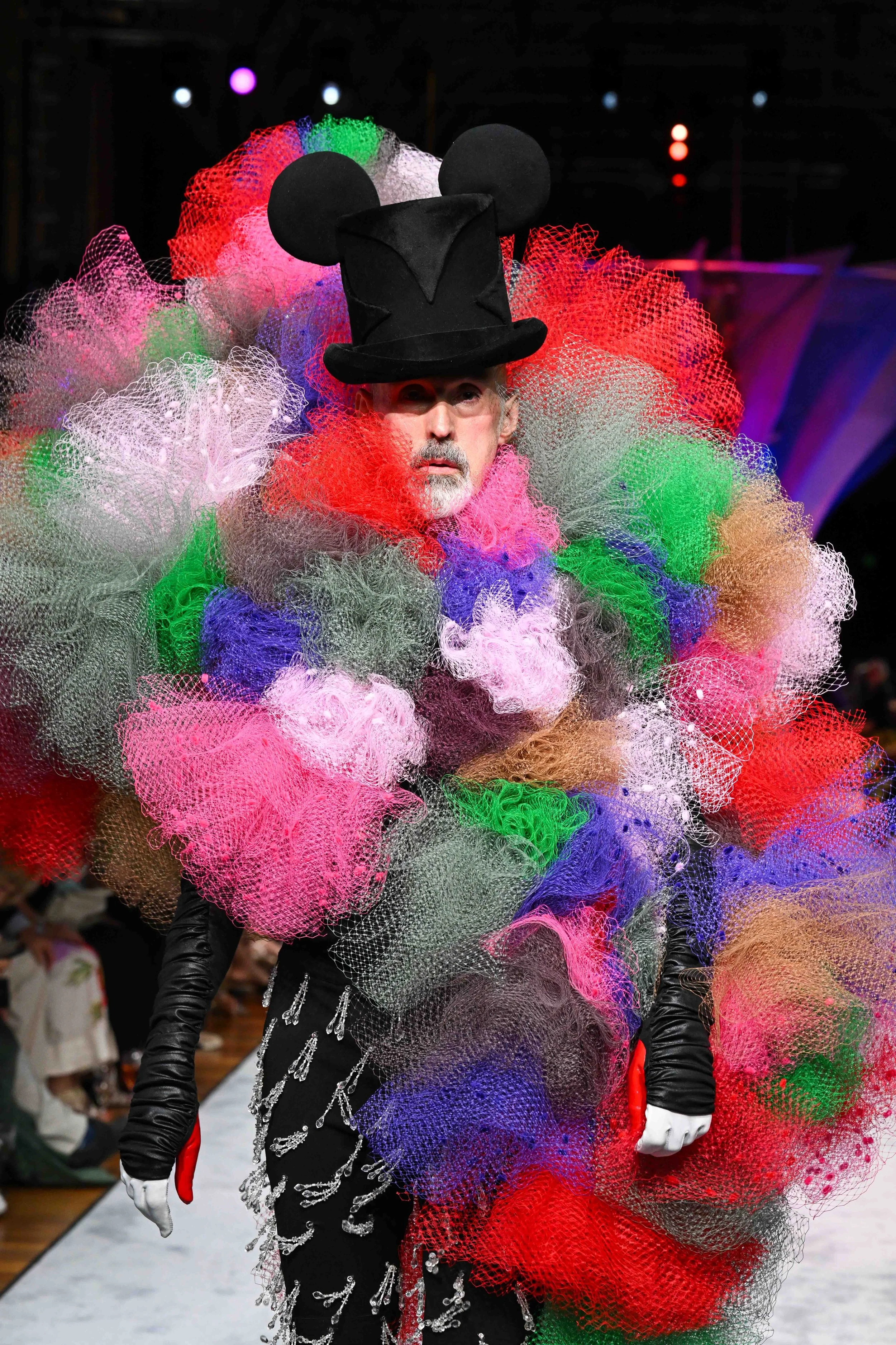 FASHION TOUR WITH RICHARD NYLON: A FOCUS ON MILLINERY