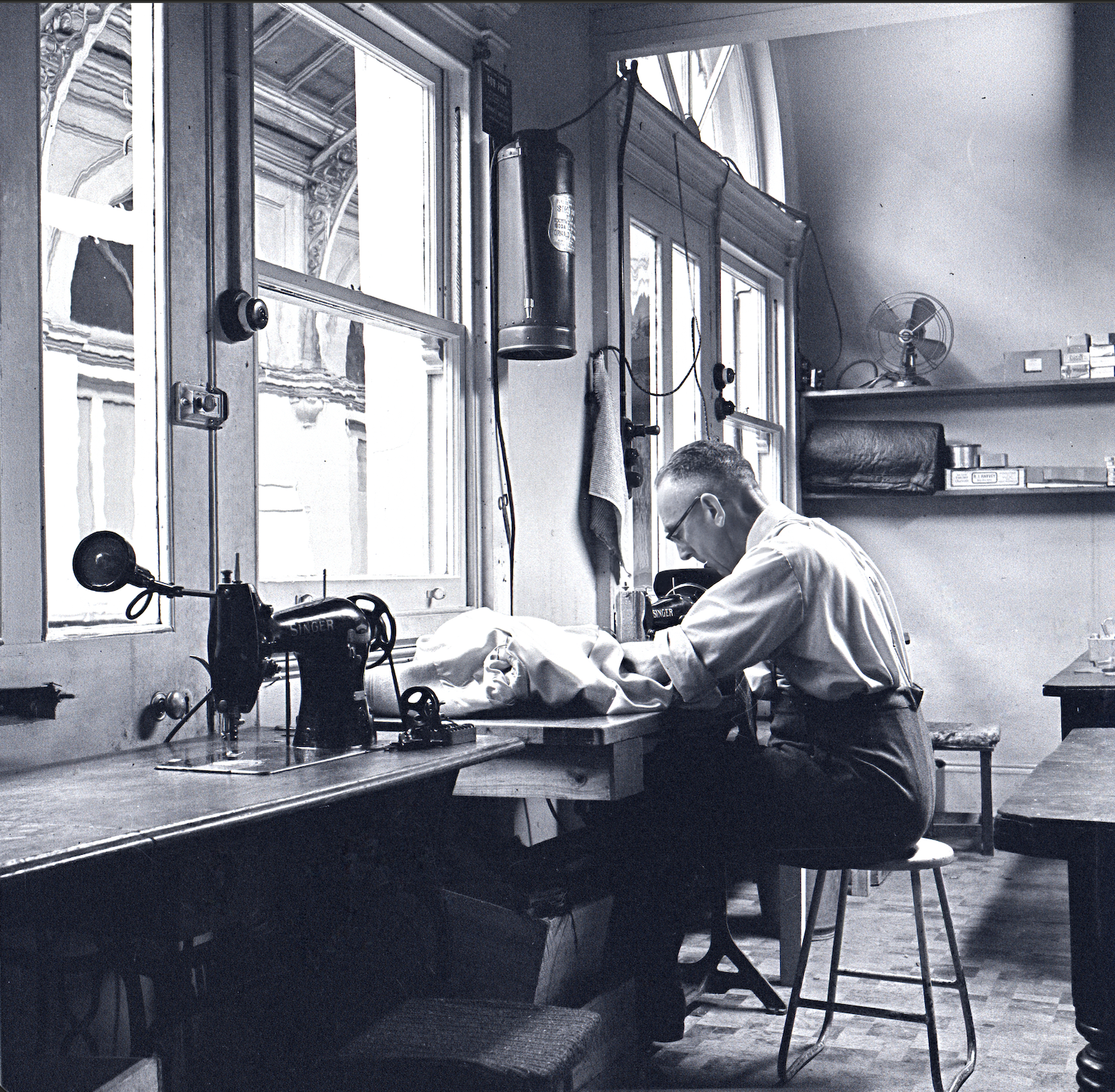 ALLAN DONEY PHOTOGRAPHIC EXHIBITION - BENDIGO TAILOR &amp; PHOTOGRAPHER 1900-1987