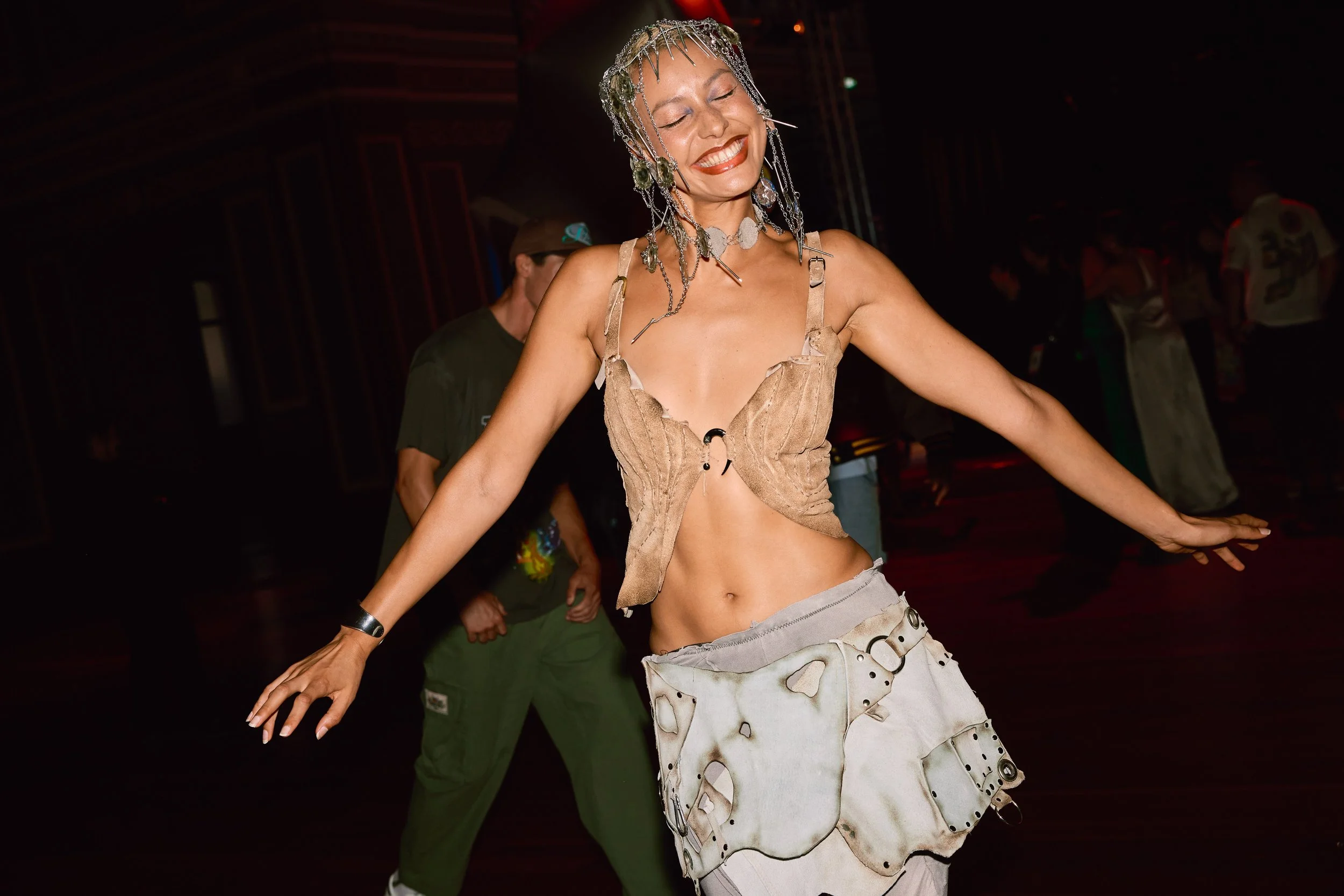 MFF BACKSTAGE BACK IN BLAK_1331.jpg