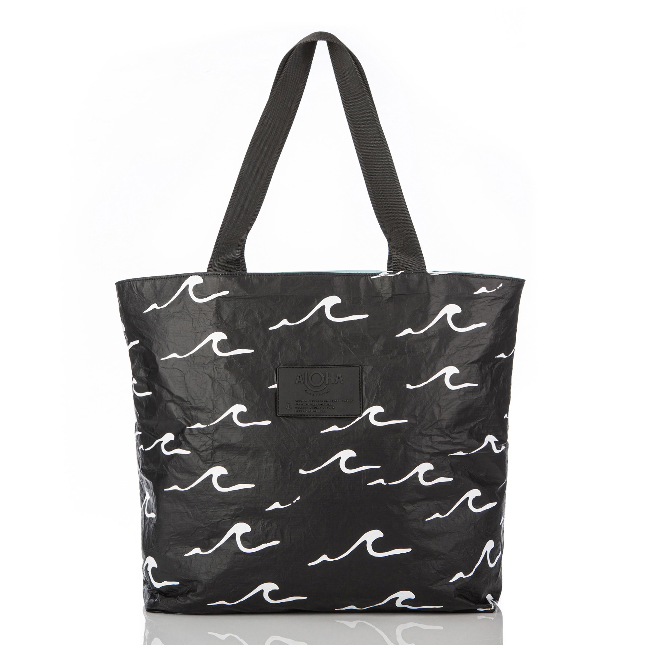 DT_seaside_white_on_black_front.jpg
