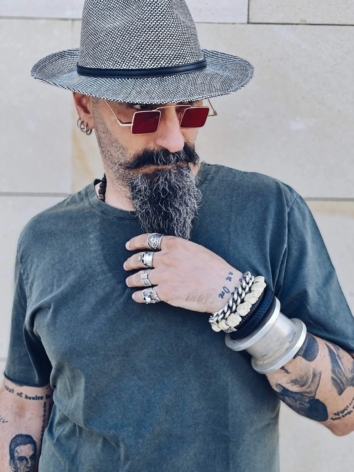 Petros Patounas is a creative writer and a Lacanian psychoanalyst member of the School of the Freudian Letter. He is practicing and delivering seminars on the Ascesis of Freudian psychoanalysis in Cyprus, the UK, and in Serbia. Part of his written wo