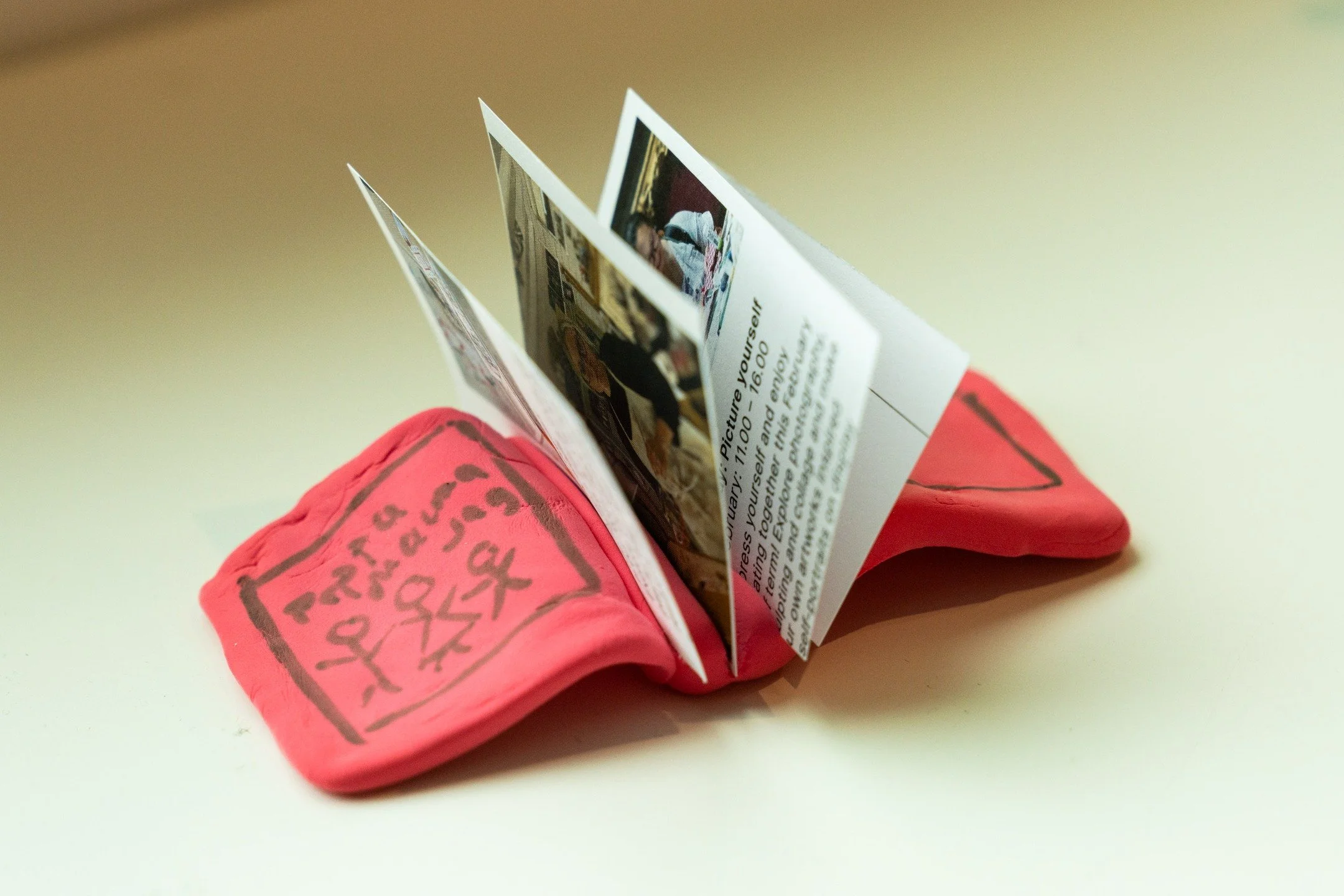 Across the winter of 2025 I ran a series of creative workshops focusing on estrangement for queer people at @queercircle.

The workshops provided space for us to creatively explore our experiences of family estrangement, touching on themes of loss, r