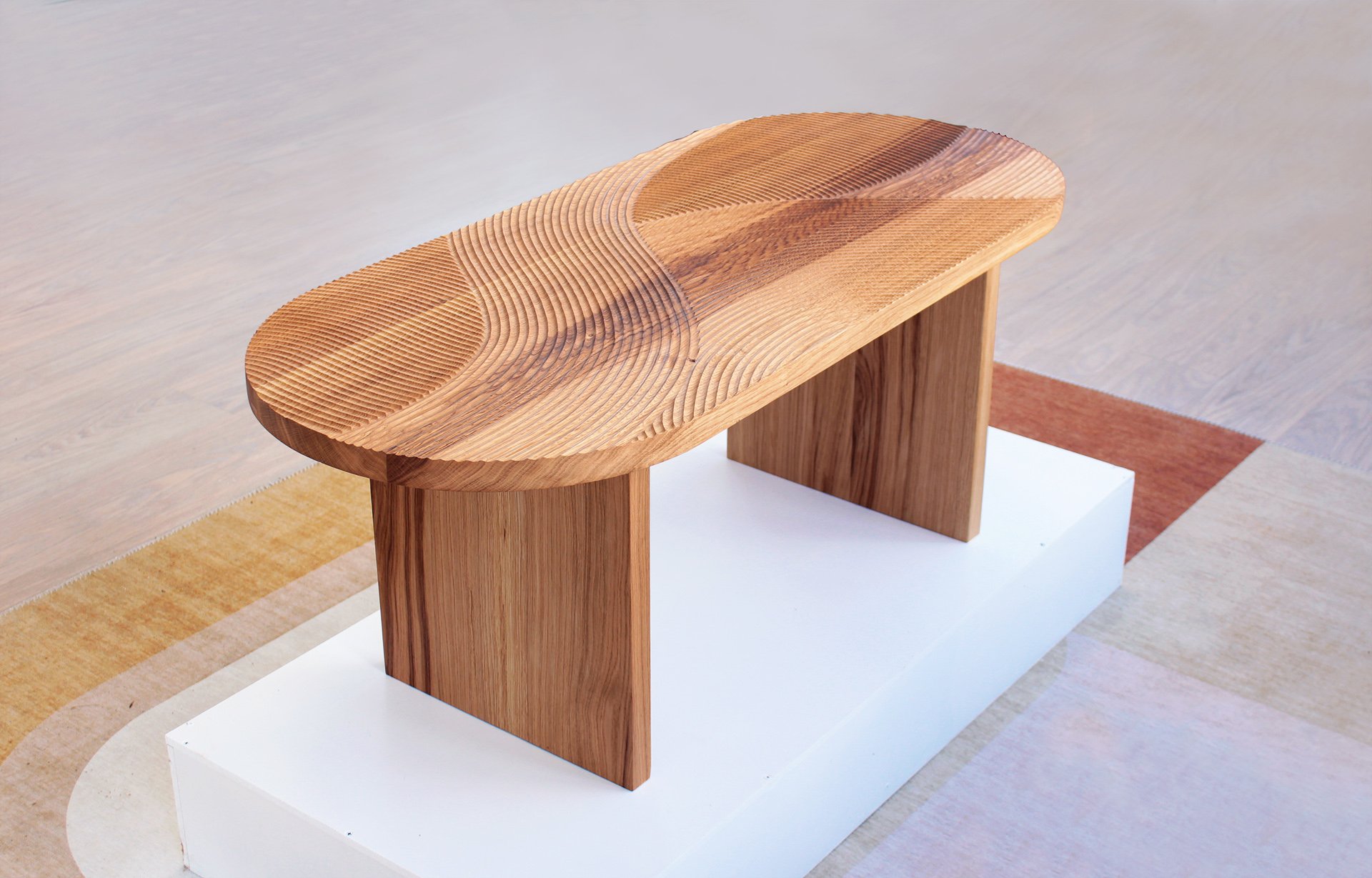 AMMO_NERO_kiosque_table-basse-Design_table-gravee.jpg