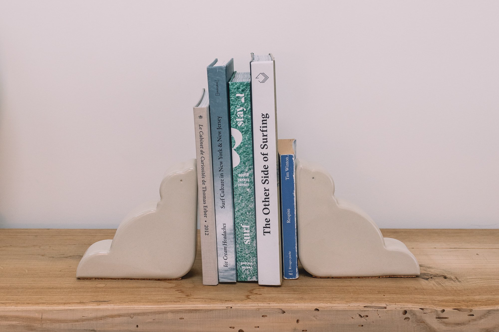 Serre-livres Phoques design en céramique émaillée, production artisanale  française — studio Ammó