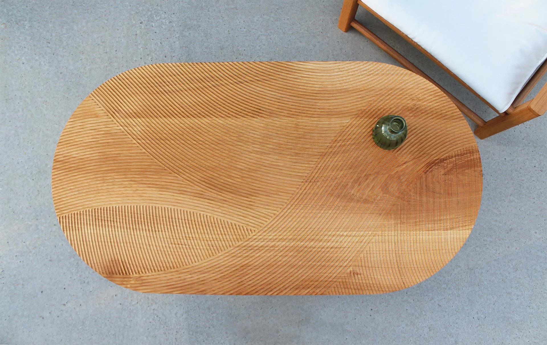 table-basse-nero-design-epure-bois-francais.jpg