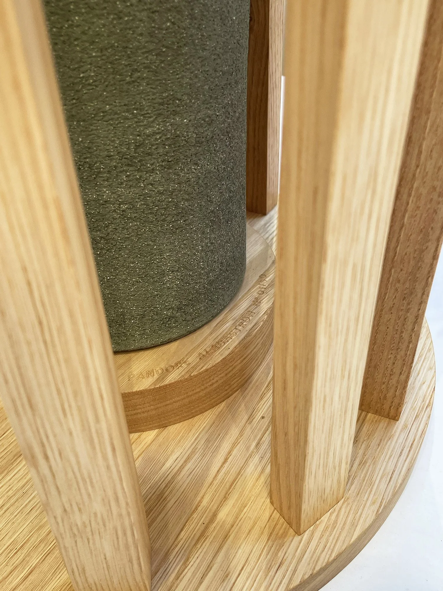 AMMO_Pandore_Alabastron_Olive-sidetable-vase.jpg