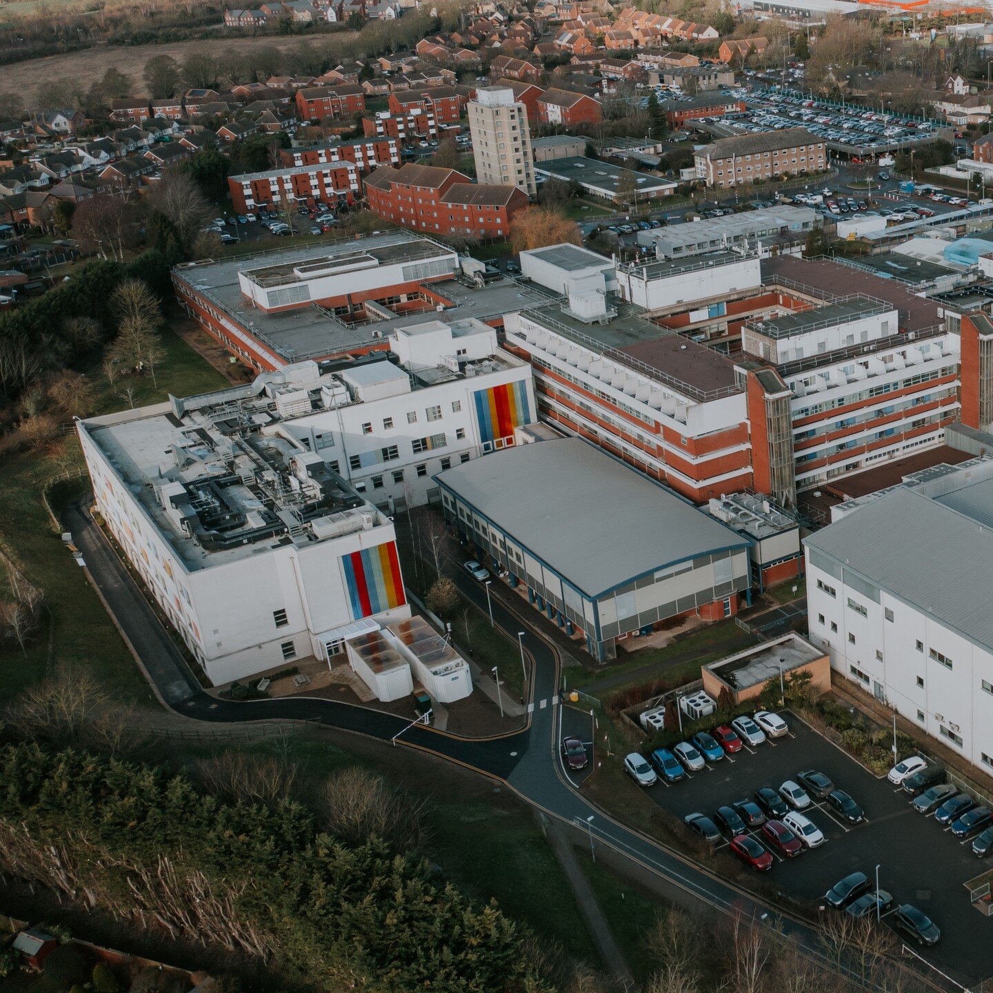 Decarbonising our healthcare estates is essential to meet the NHS target of net zero operational carbon by 2040.

CPW were appointed to support Kettering General Hospital NHS Foundation Trust in their redevelopment, working towards these net zero goa