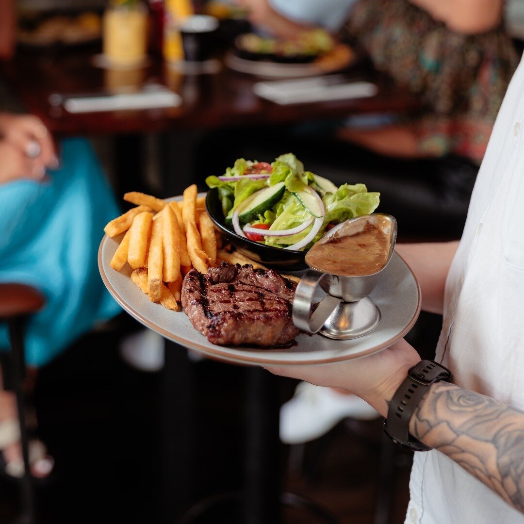 There's no mis-STEAK-ing how much you need to hightail it to your local 5 Boroughs this coming Monday from 4pm 👀

Sink your fork into this mouthwatering deal...
🥩 200GM rump steak, chips and salad + your choice of house wine/beer/soft drink, all fo