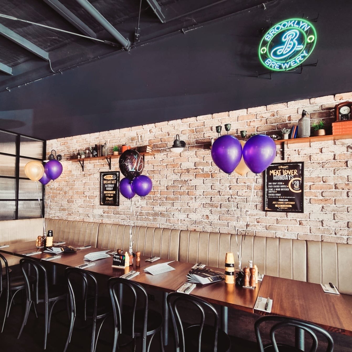 Ready to turn your celebration into a legendary bash? 🎈 Look no further than 5 Boroughs!

Our Springwood location offers the perfect NY-style loft for you to party in absolute style, whilst our Morayfield location offers a cosy diner-like atmosphere