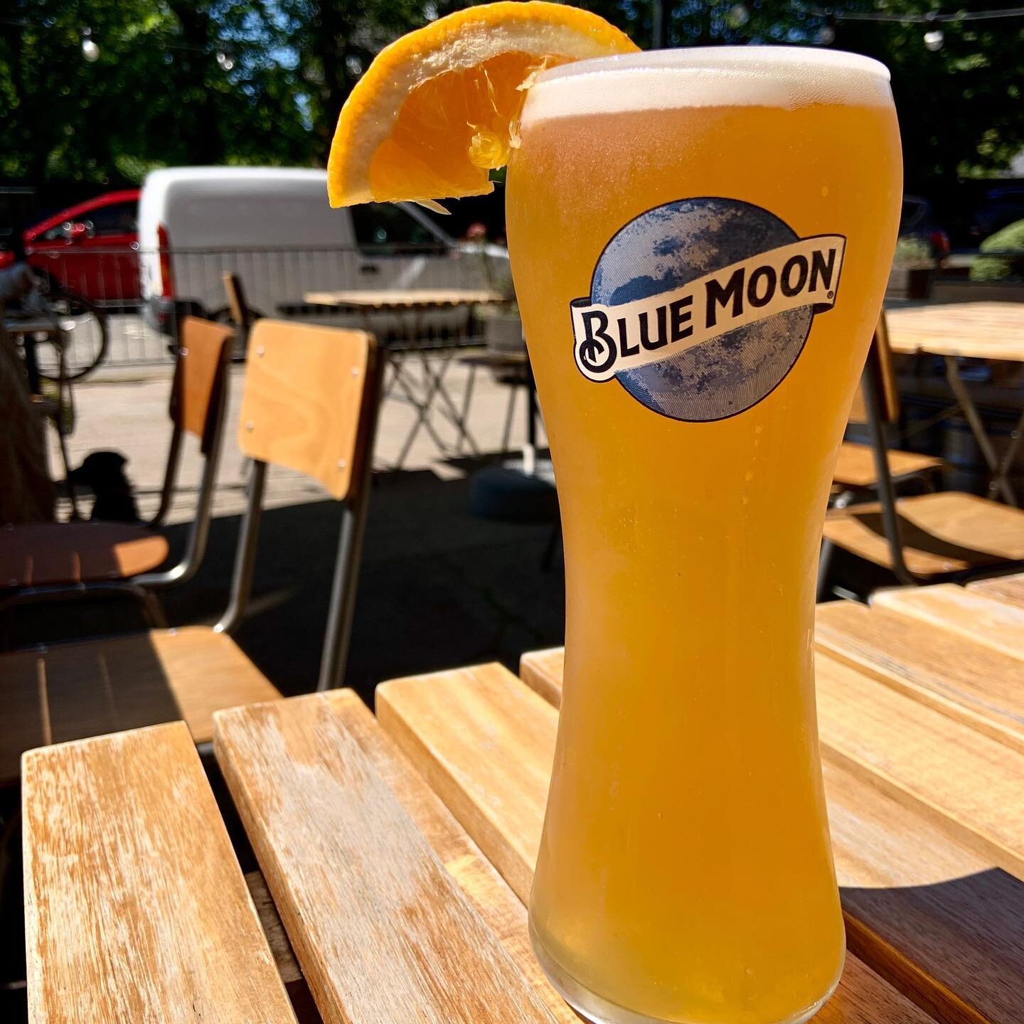 Blue Moon is back! 

Just what we need to quench that thirst. Perfect timing indeed. 

Licensed from 11am until midnight every day. ☎️ 0141 338 6606 to book or take a chance and swing by ☀️🥵🍻