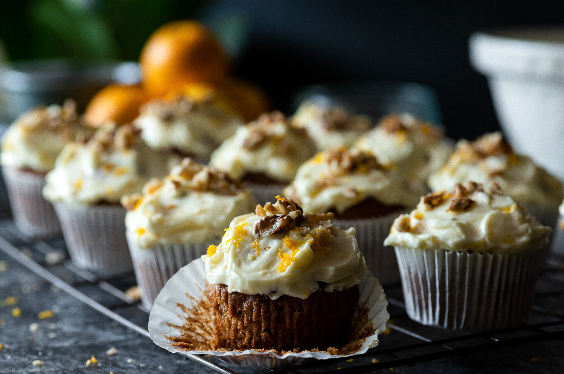 ThackerysCookerySchool-HikaruFunnell-CarrotCakeMuffins-MatteBoards-FoodPhotography-7-7-2020-23.jpg