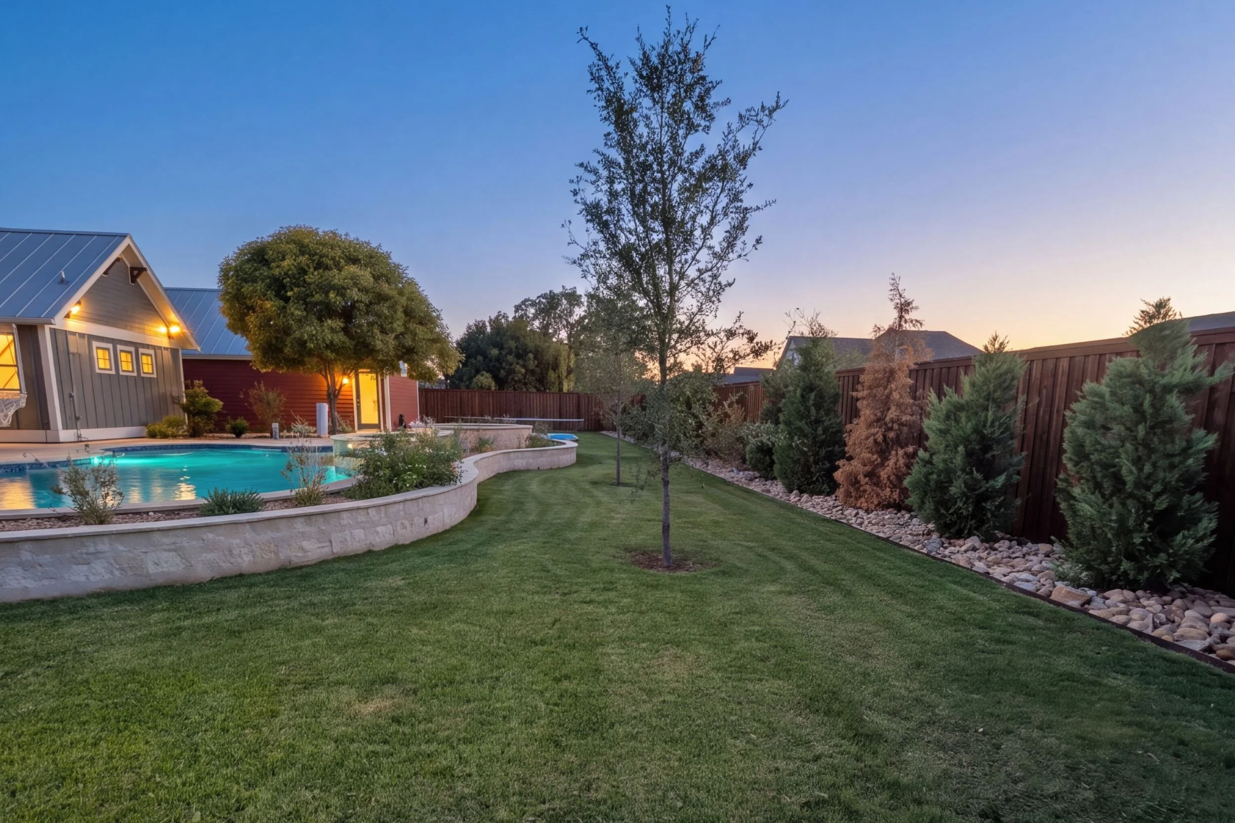 14-fredericksburg-landscape-lighting-backyard-pool-twilight.jpg