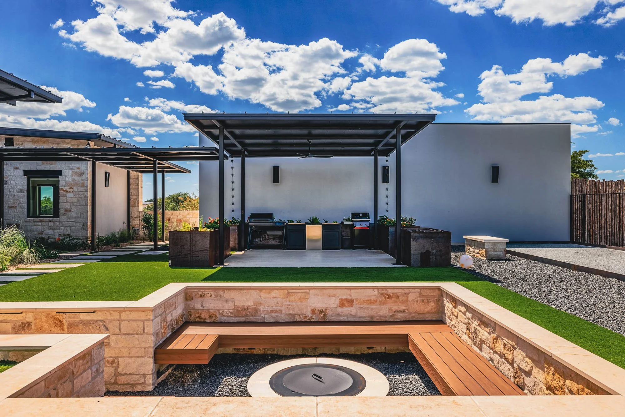 sandy-creek-modern-sandy-texas-landscape-design-build--155.jpg