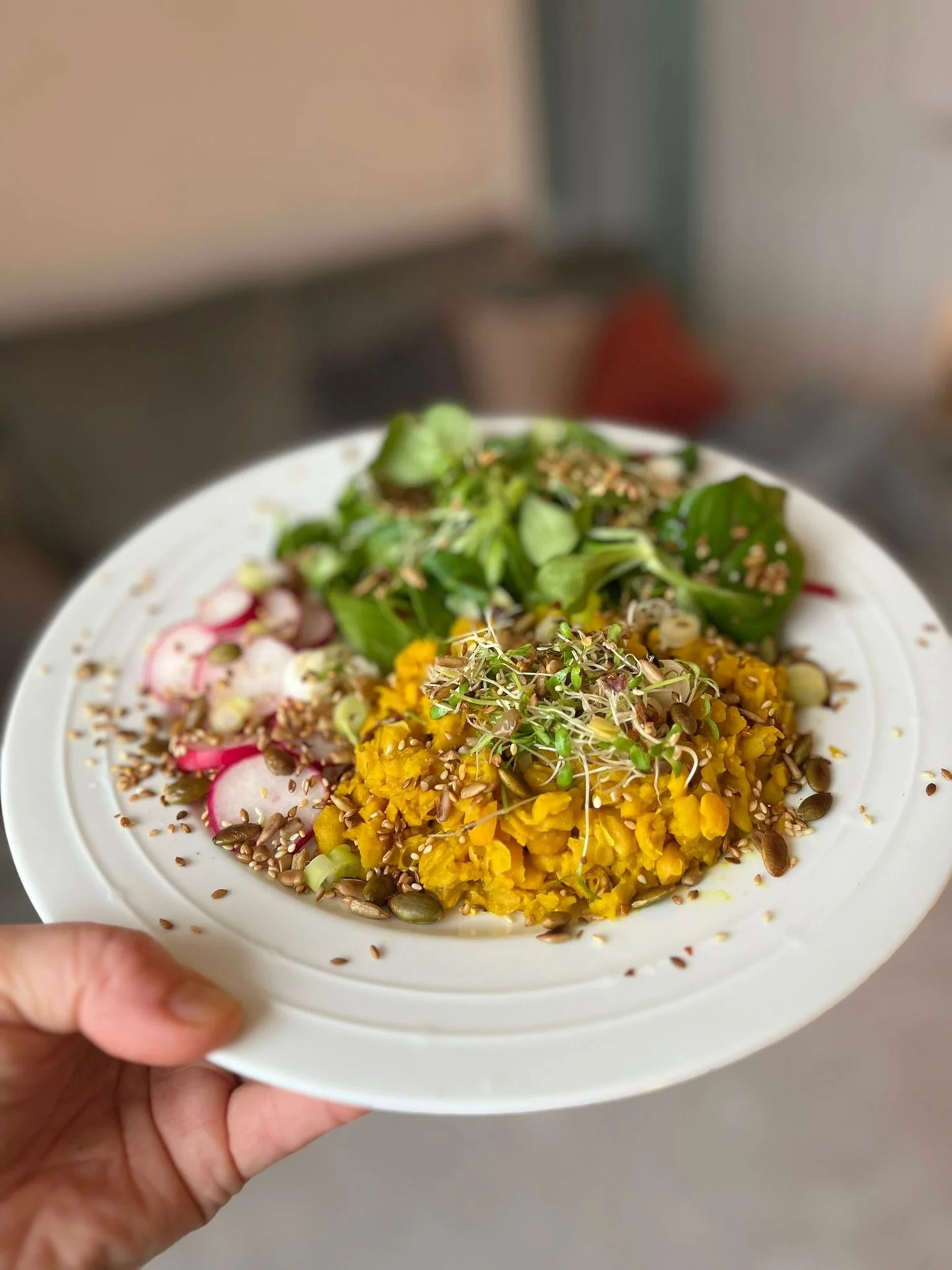 Week 2 Fitness Transformation / Fat Loss Focus 🔪

Week 2 has landed and the energy in the group feels sharp, steady and ready. After laying down the foundations last week, this phase leans into fat loss through structure, consistency and food choice