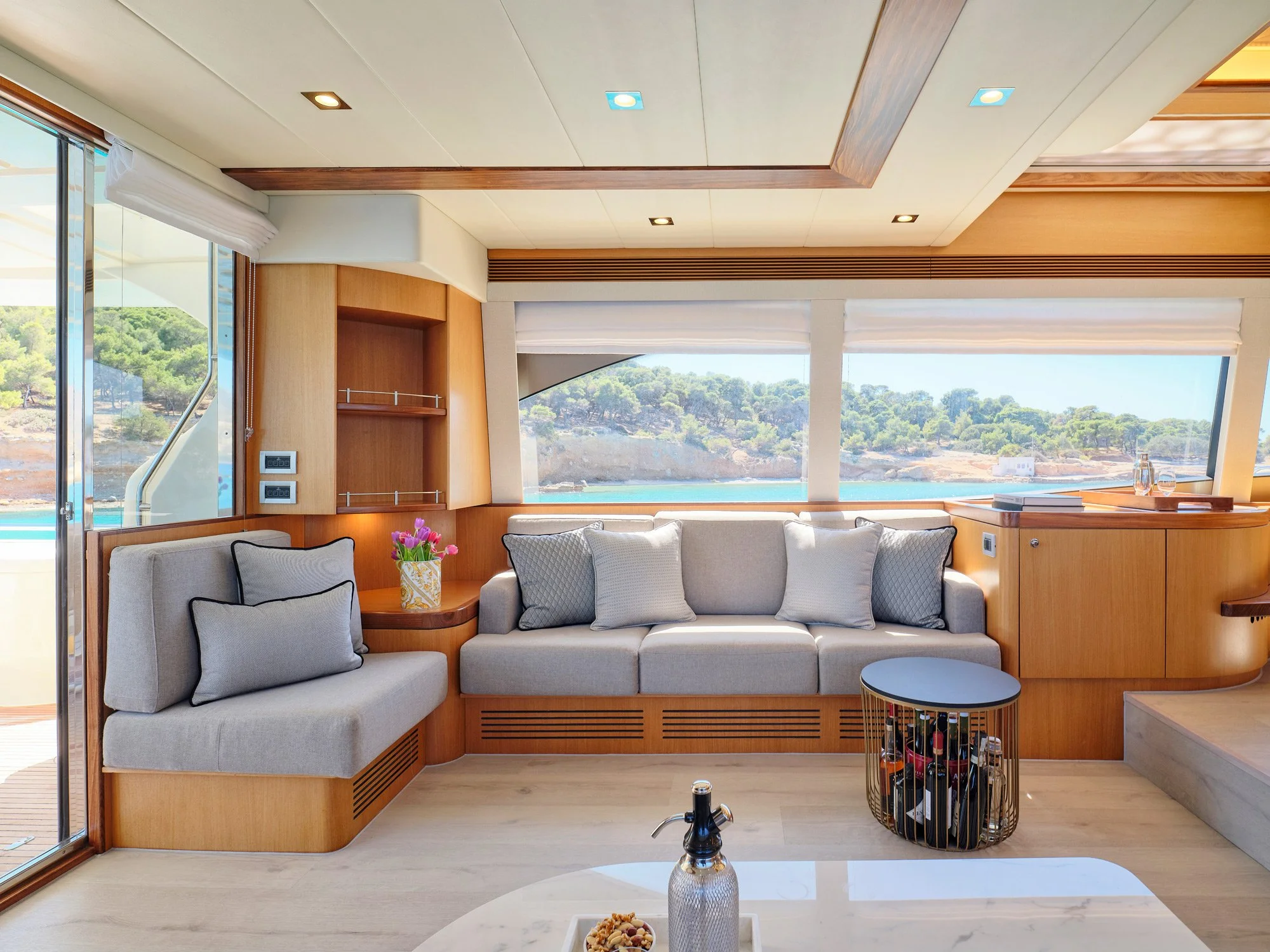 GOLDEN YACHT (18).jpg