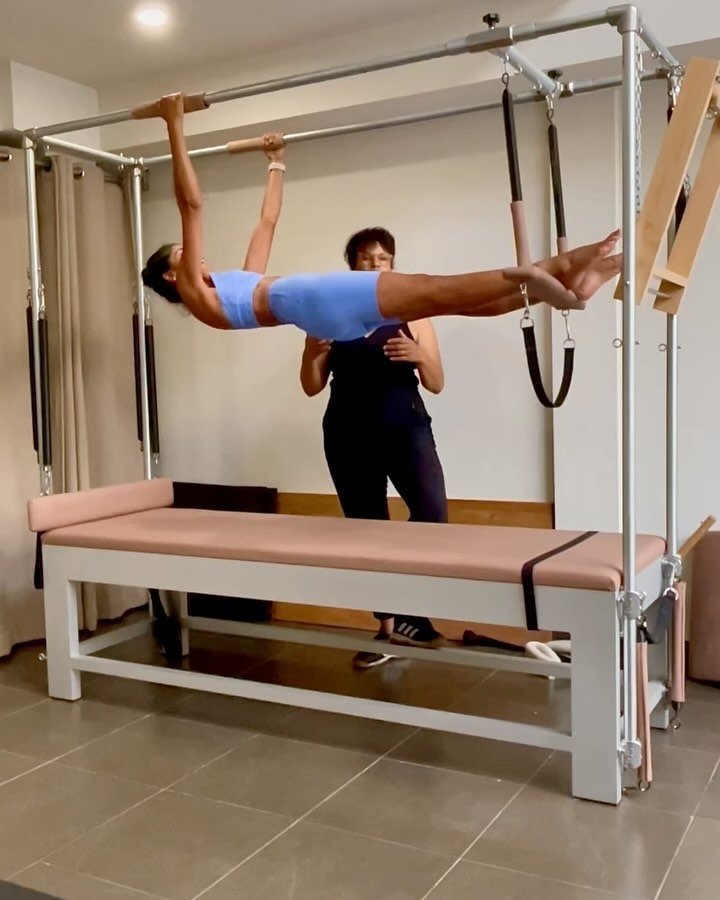 I consider every practice to be an exploration 🔥

Sometimes it&rsquo;s of exercises I don&rsquo;t practice as often, and other times just meeting my body and mind where it is in that moment 💫
.
.
.
#pilates #pilateswithniki #pilatesteacher #pilates