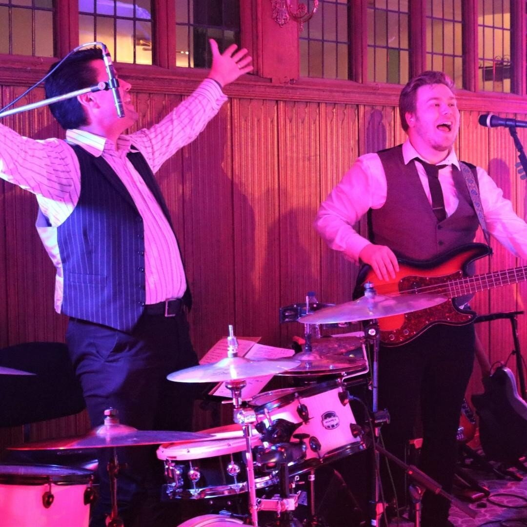 We love it when a song get everyone, even the drummer, up on their feet!⁠
⁠
#functionband #weddingband #partyband #band #drummer #bassist #weddings #birthdays ⁠